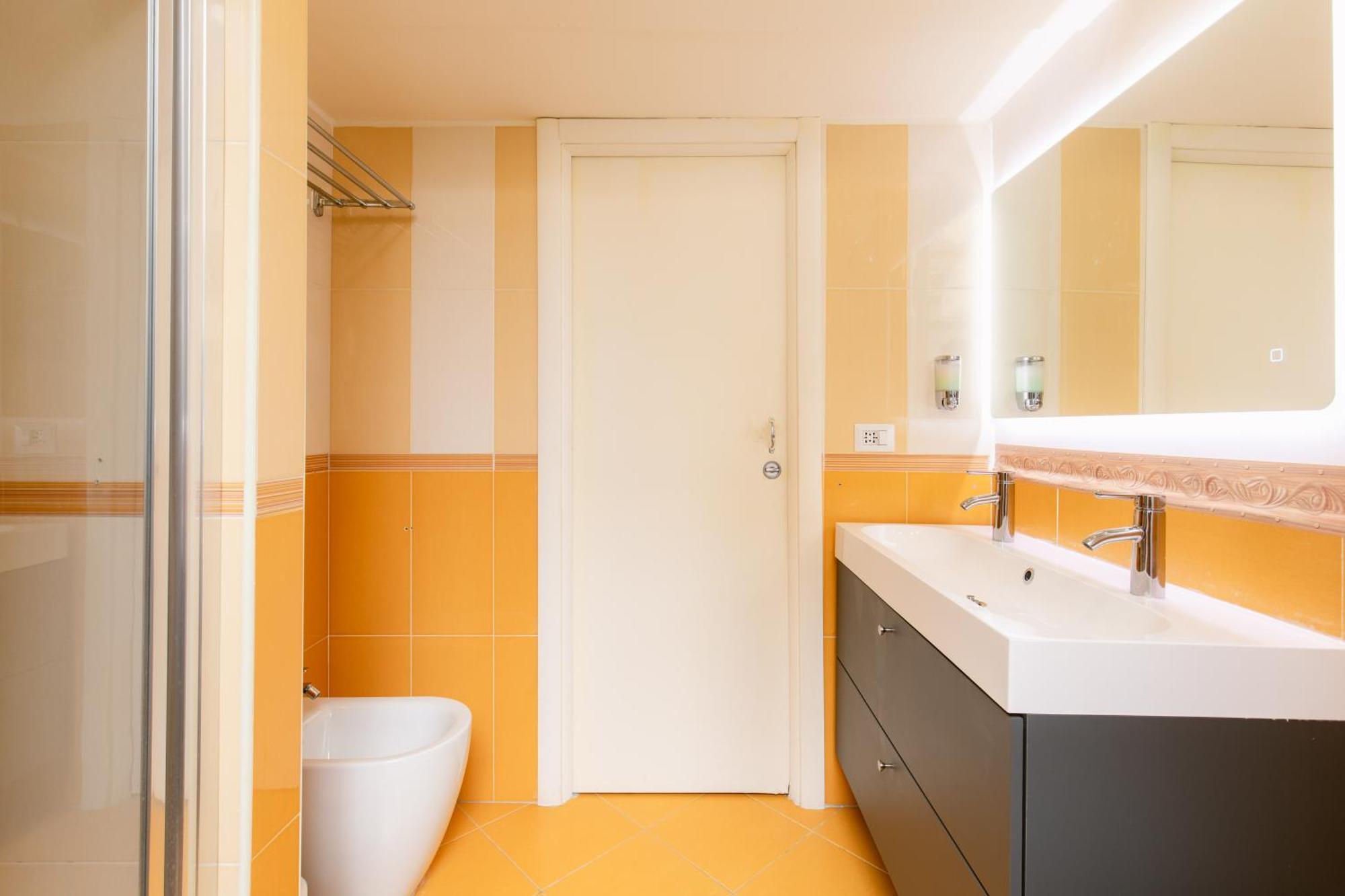 Calaba Chiaia Apartment เนเปิลส์ ภายนอก รูปภาพ