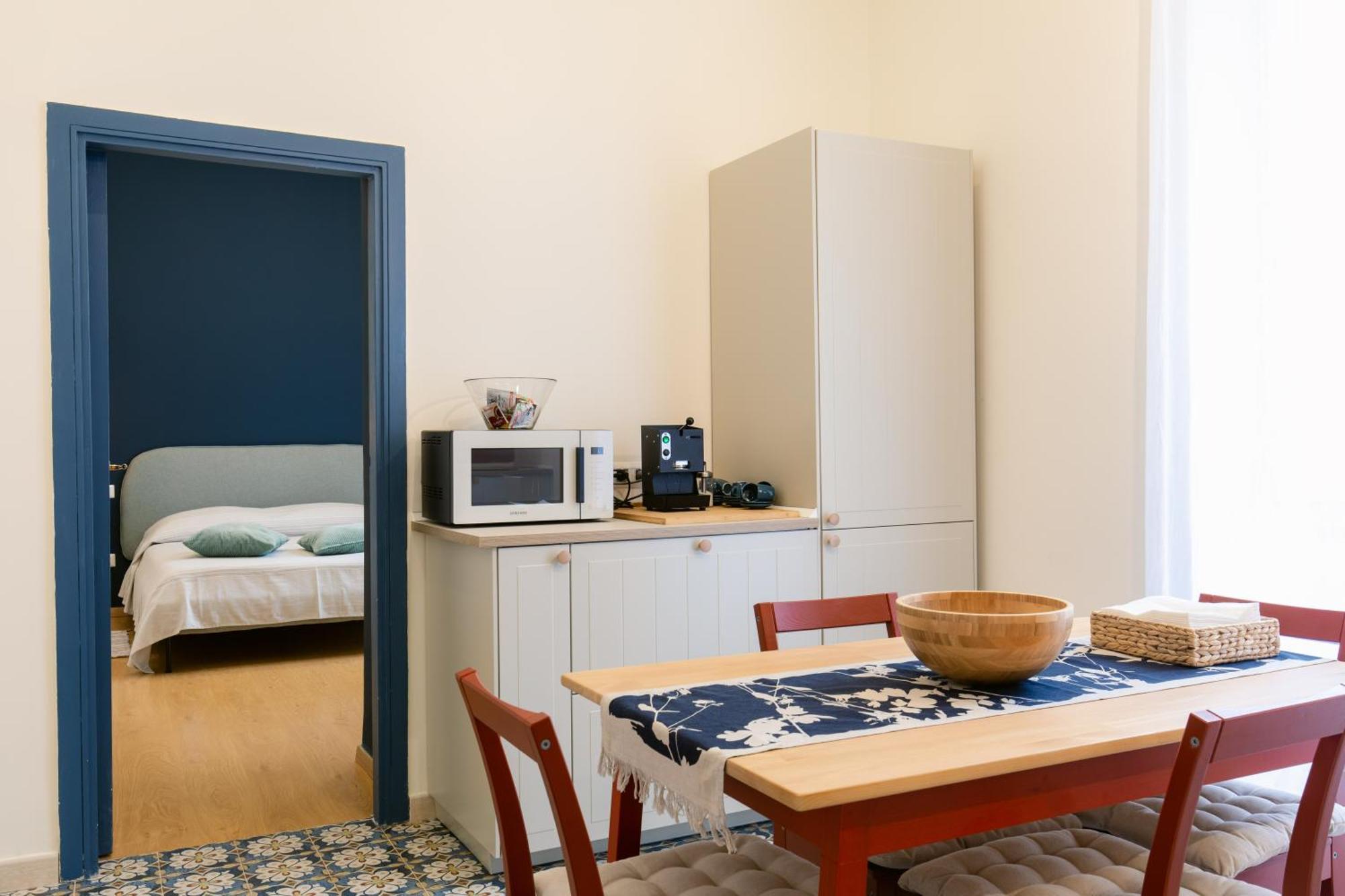 Calaba Chiaia Apartment เนเปิลส์ ภายนอก รูปภาพ